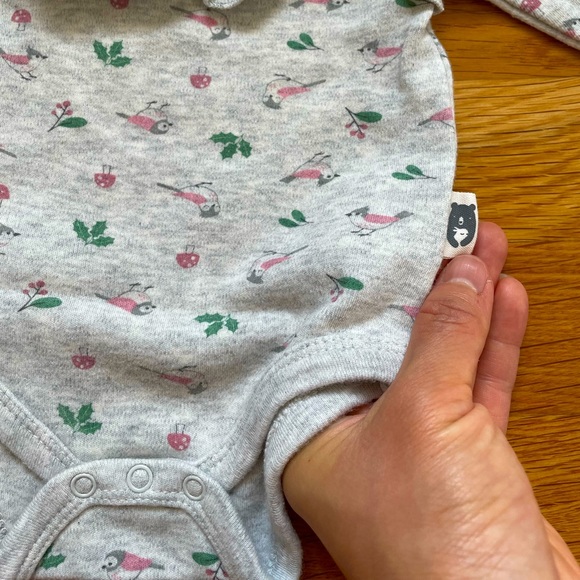 RABBIT AND BEAR Organic 3-Piece Baby Bodysuit Set with Headband - Picture 6 of 7